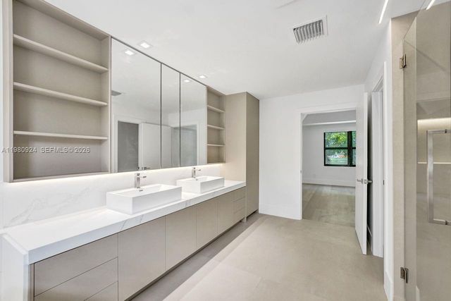 4100 E Gardenia Ave 4100, Weston, FL 33332