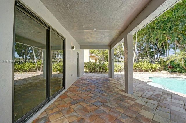 4100 E Gardenia Ave 4100, Weston, FL 33332