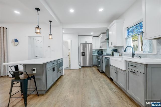 49 Walnut Street, Rutherford, NJ 07070