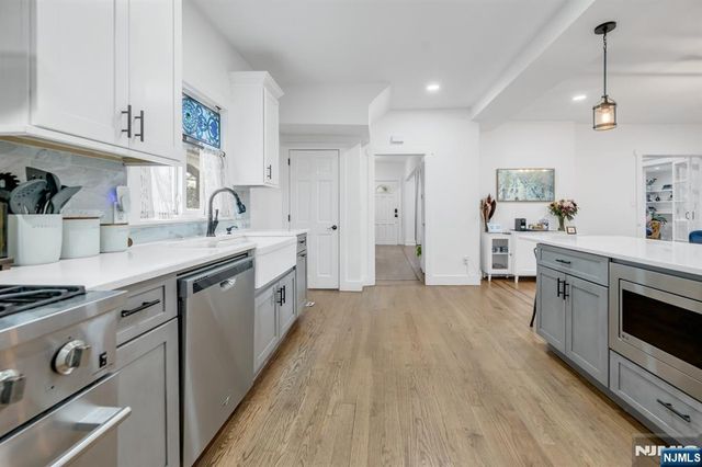 49 Walnut Street, Rutherford, NJ 07070