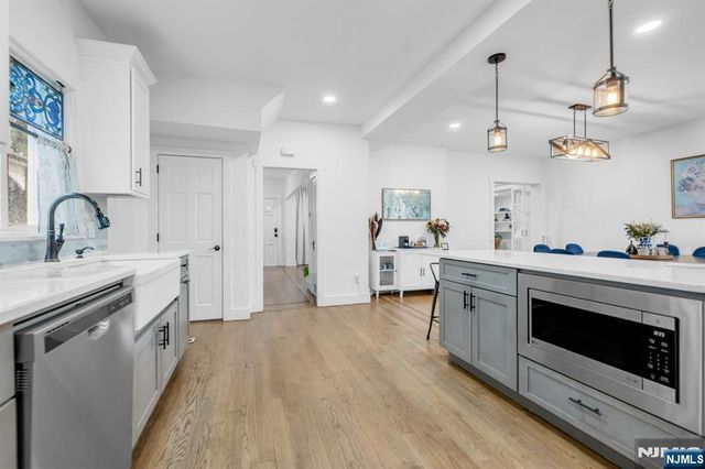 49 Walnut Street, Rutherford, NJ 07070