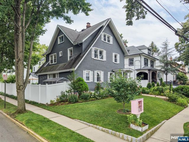 49 Walnut Street, Rutherford, NJ 07070