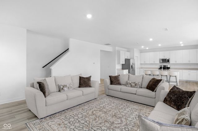 17344 Hanningfield Way, Westfield, IN 46074