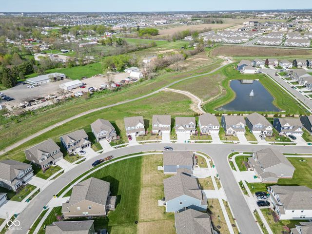 17344 Hanningfield Way, Westfield, IN 46074