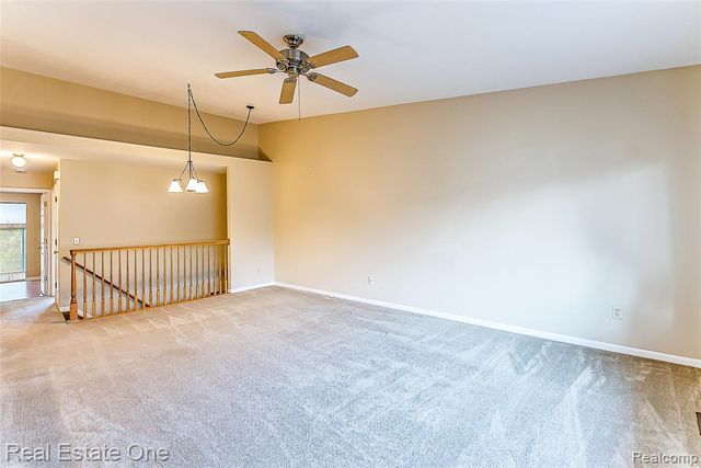 61960 Arlington 3, South Lyon, MI 48178