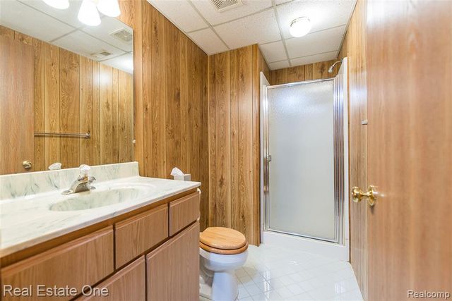 61960 Arlington 3, South Lyon, MI 48178