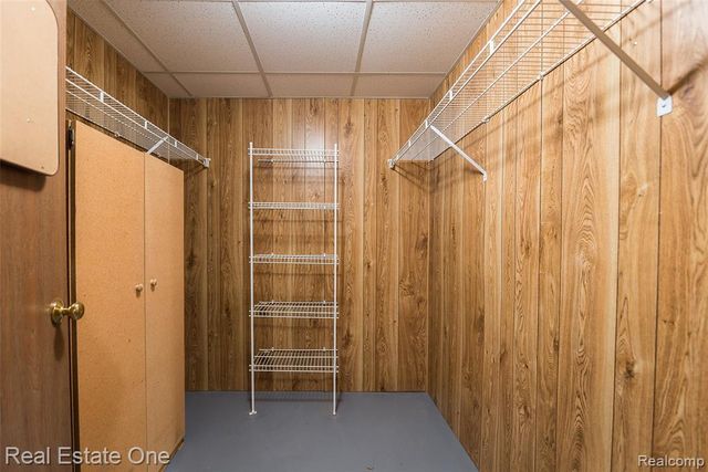 61960 Arlington 3, South Lyon, MI 48178