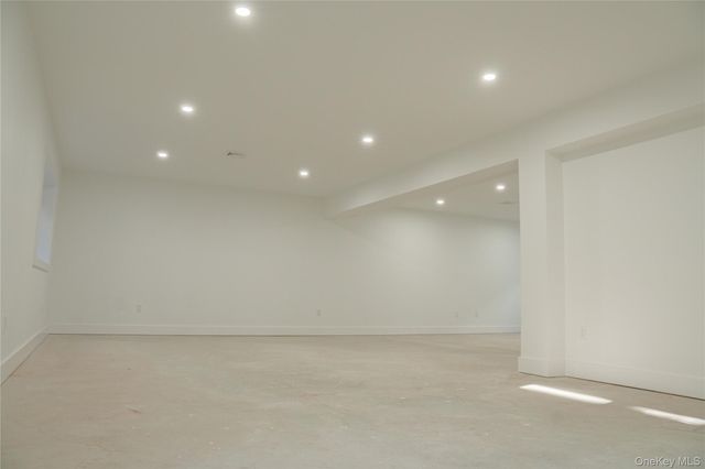 51 Patmore Avenue, Yonkers, NY 10710