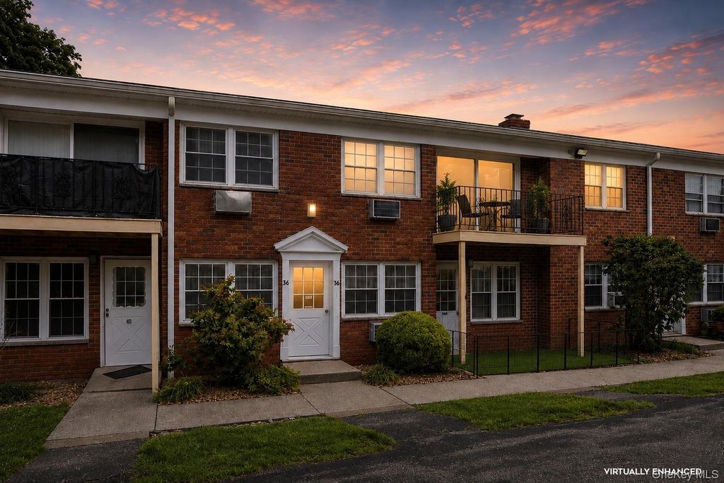 8 Colonial Road 36, Beacon, NY 12508