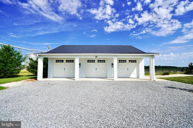 606 HOPKINS CEMETERY RD, Harrington, DE 19952