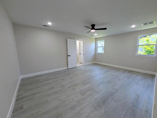 5752 Shipp Drive, Watauga, TX 76148