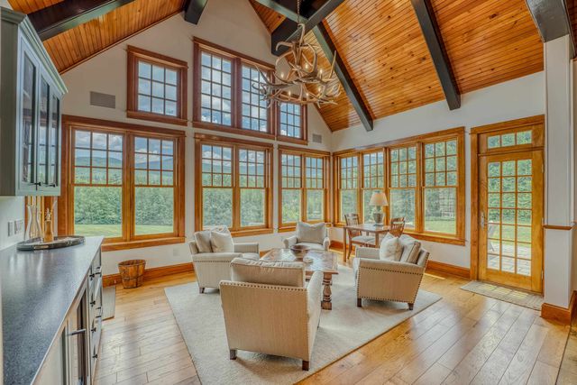 185 Notchway Dr # 10-8, Franconia, NH 03580