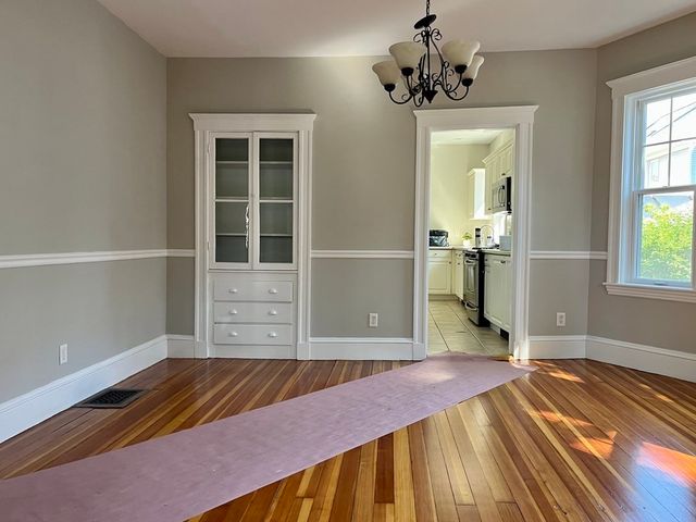 72 Everett St 1, Arlington, MA 02474