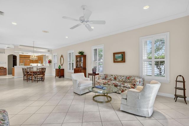 3305 Caracal Drive, Fort Pierce, FL 34949