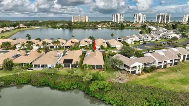 3305 Caracal Drive, Fort Pierce, FL 34949