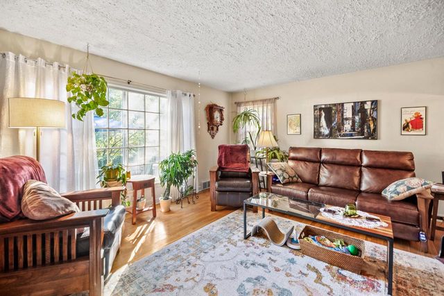 1700 E Menlo BOULEVARD #1702, Shorewood, WI 53211