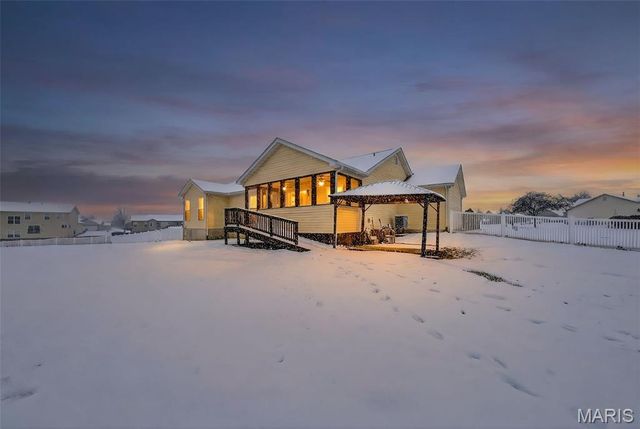 420 Paddington Court, Troy, MO 63379