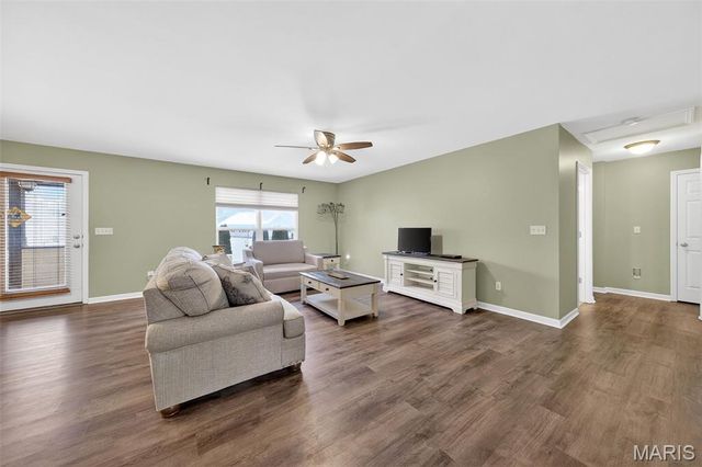 420 Paddington Court, Troy, MO 63379