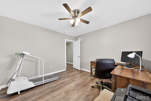 420 Paddington Court, Troy, MO 63379