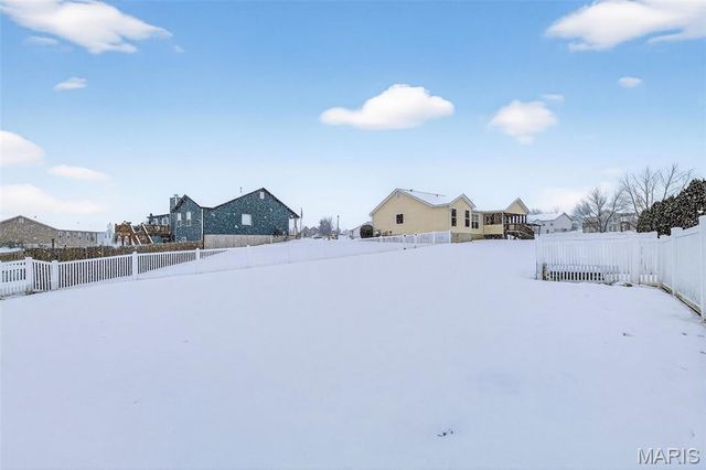 420 Paddington Court, Troy, MO 63379