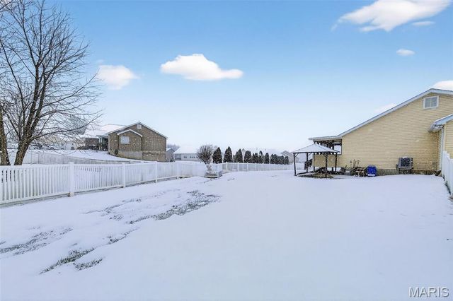 420 Paddington Court, Troy, MO 63379