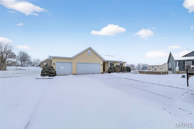 420 Paddington Court, Troy, MO 63379