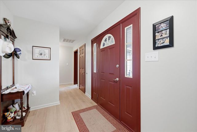 16335 BACK RD, Strasburg, VA 22657