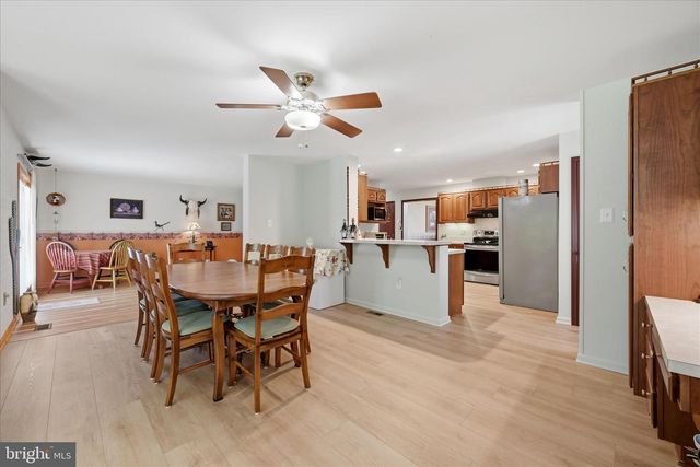 16335 BACK RD, Strasburg, VA 22657