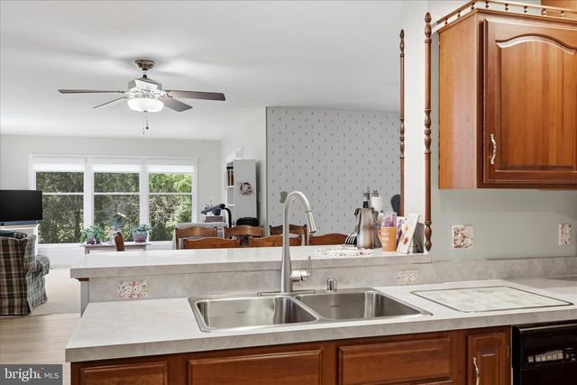 16335 BACK RD, Strasburg, VA 22657