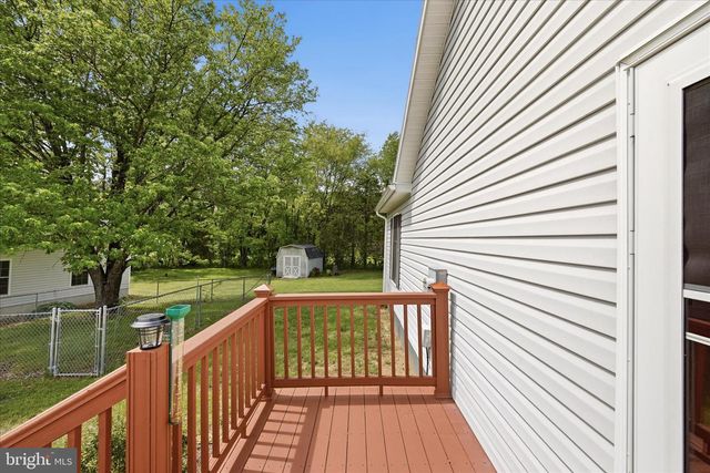 16335 BACK RD, Strasburg, VA 22657