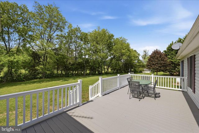 16335 BACK RD, Strasburg, VA 22657
