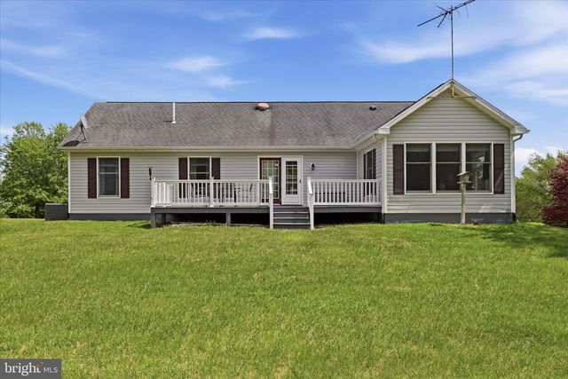 16335 BACK RD, Strasburg, VA 22657