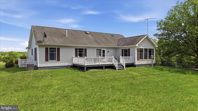 16335 BACK RD, Strasburg, VA 22657