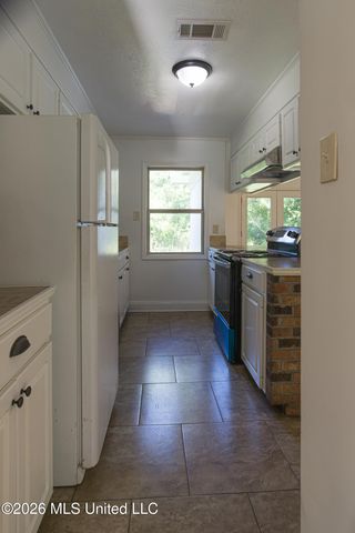 430 Boehle Street, Pearl, MS 39208