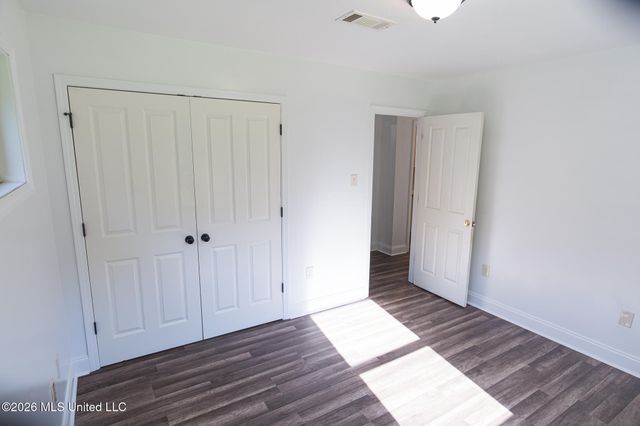 430 Boehle Street, Pearl, MS 39208