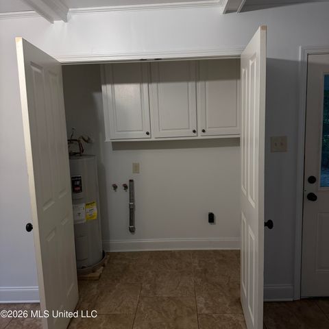 430 Boehle Street, Pearl, MS 39208
