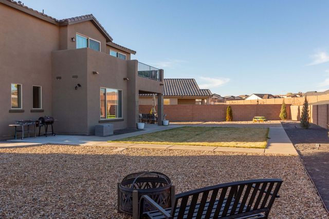 6806 Sydney Drive NE, Rio Rancho, NM 87144