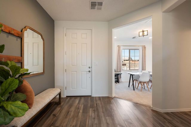 6806 Sydney Drive NE, Rio Rancho, NM 87144