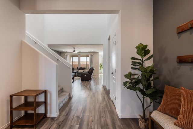 6806 Sydney Drive NE, Rio Rancho, NM 87144