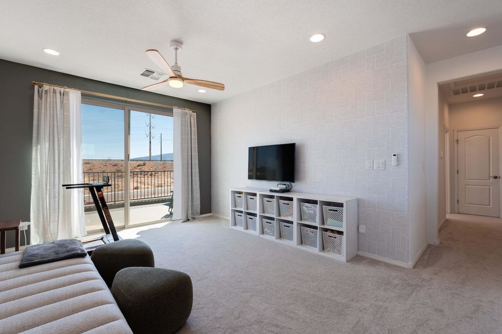 Image 21 of property listing at 6806 Sydney Drive NE, Rio Rancho, NM 87144