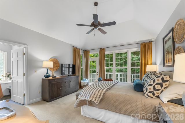 483 Cross Creek Drive 26, Marion, NC 28752