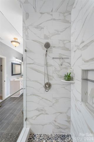 483 Cross Creek Drive 26, Marion, NC 28752
