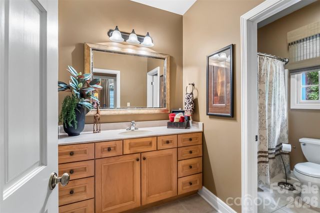 483 Cross Creek Drive 26, Marion, NC 28752