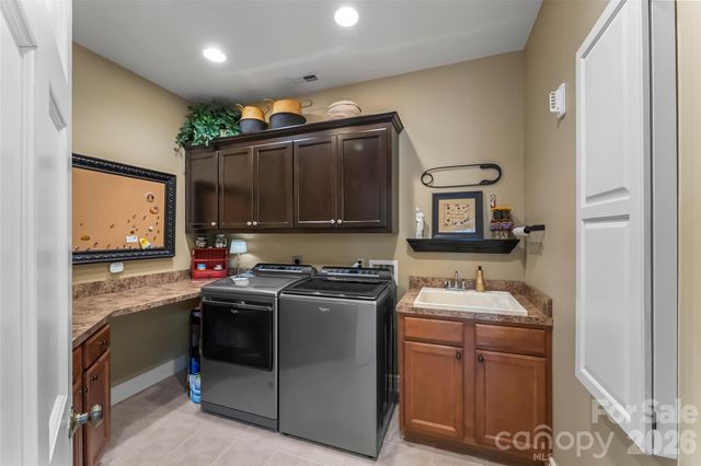 483 Cross Creek Drive 26, Marion, NC 28752