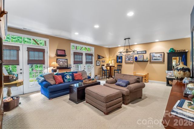 483 Cross Creek Drive 26, Marion, NC 28752