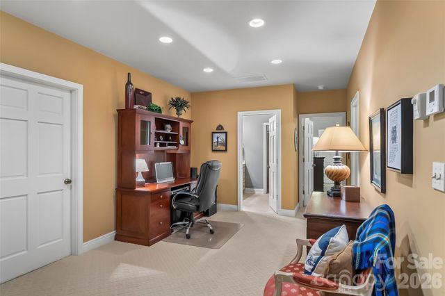 483 Cross Creek Drive 26, Marion, NC 28752