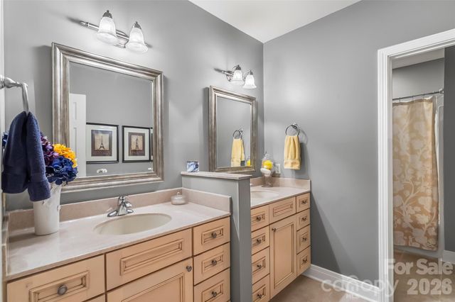 483 Cross Creek Drive 26, Marion, NC 28752
