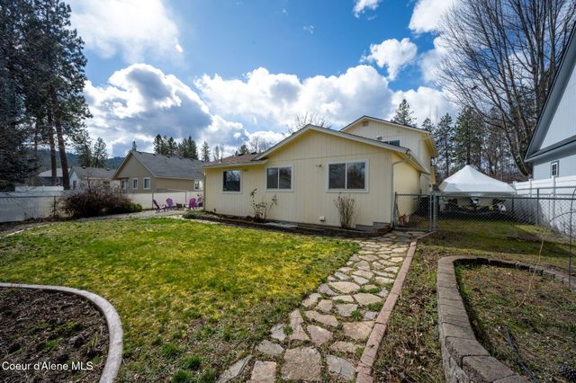 5177 E Shore CV, Post Falls, ID 83854