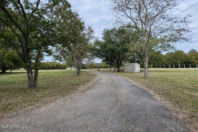 29129 J P Ladner Road, Pass Christian, MS 39571