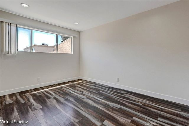 7924 Woodman Avenue 22, Panorama City, CA 91402